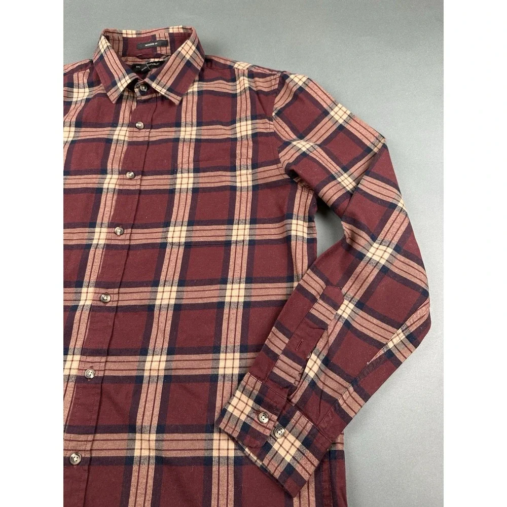 Banana Republic Men's Plaid Untucked Fit Shirt Size Large Long Sleeve Button Up